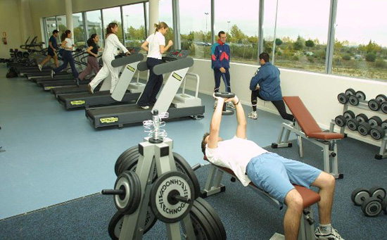 Ejercicios en gimnasio