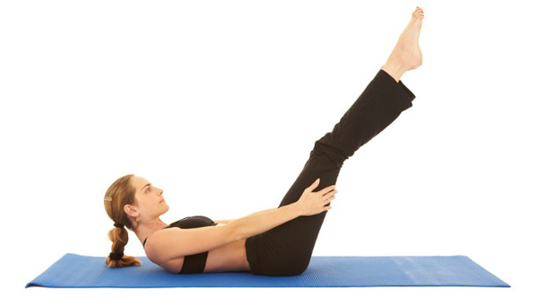 5 ejercicios Pilates para quemar grasa