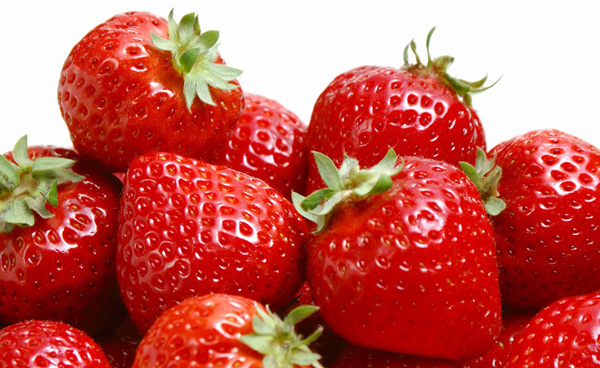 ¿Engordan las fresas?