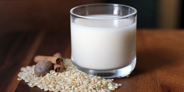 Beneficios de la leche de arroz casera